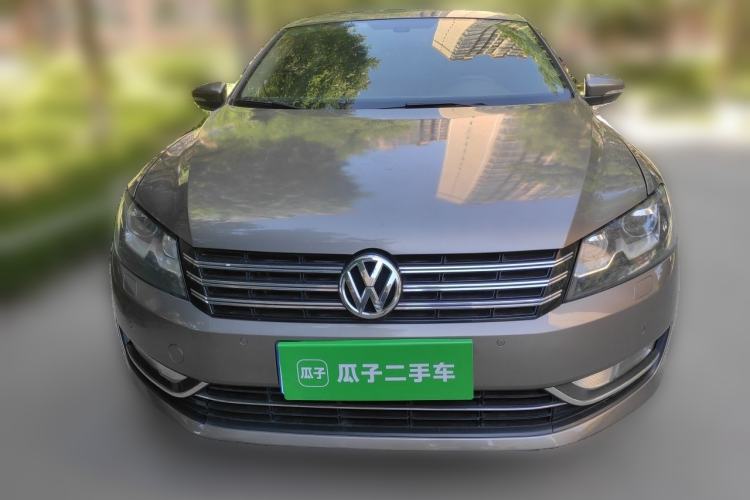 Used Volkswagen Passat 2011 2.0 TSI DSG Ultimate Edition Front