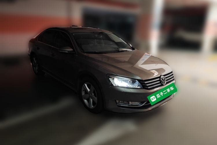 Used Volkswagen Passat 2011 1.8TSI DSG Prestige Edition Front Right 45 Deg