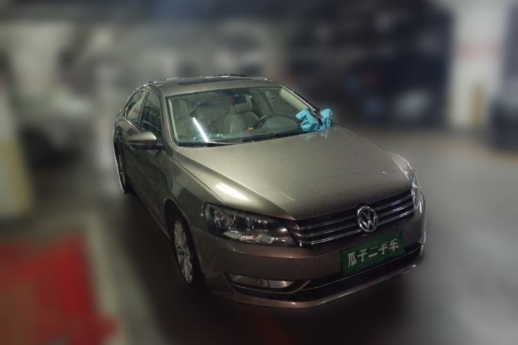 Used Volkswagen Passat 2011 1.8TSI Automatic Prestige Edition Front Right 45 Deg