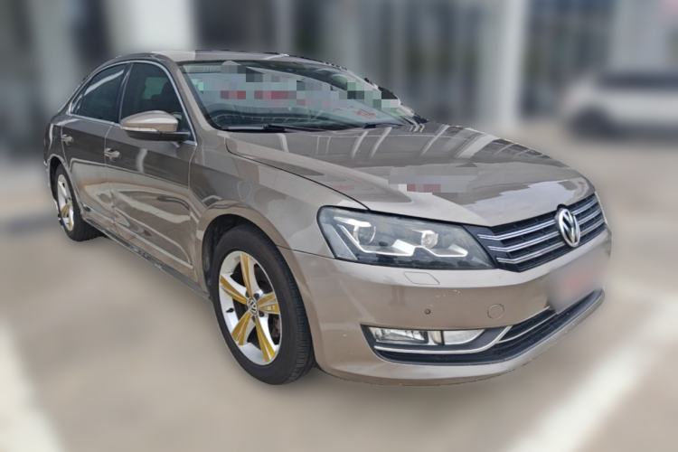 Used Volkswagen Passat 2011 1.8TSI DSG Prestige Edition Front Right 45 Deg