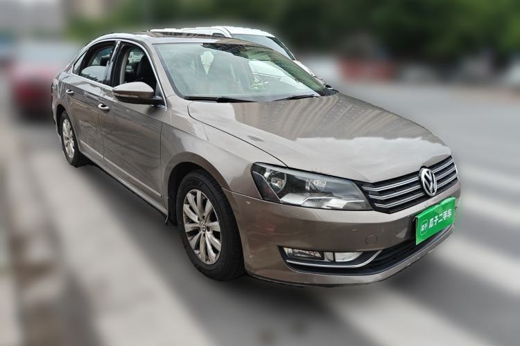 Used Volkswagen Passat 2011 1.8TSI Automatic Prestige Edition Front Right 45 Deg