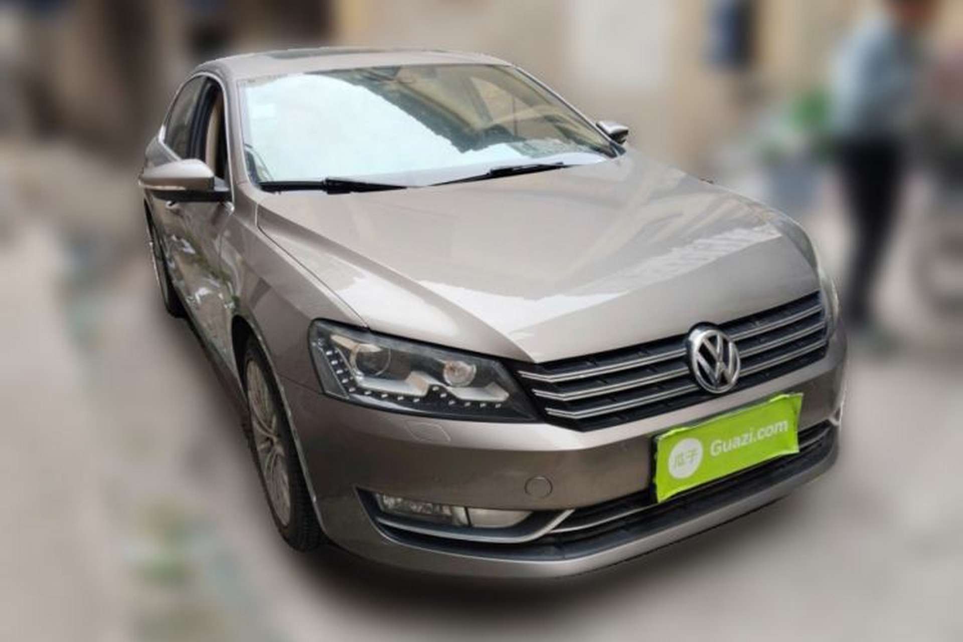 Used Volkswagen Passat 2011 2.0 TSI DSG Ultimate Edition Front Right 45 Deg