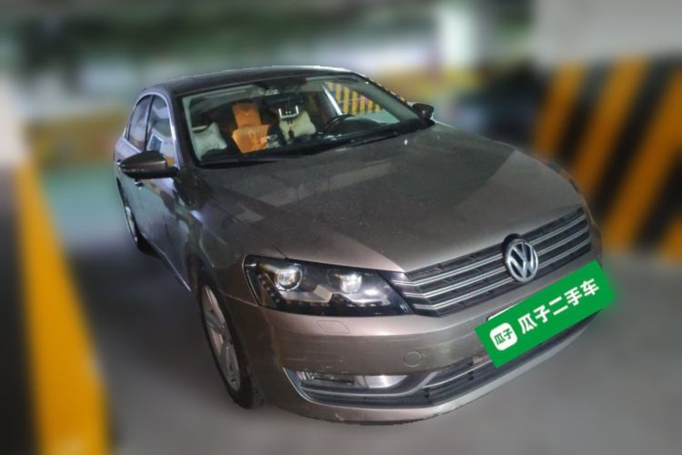 Used Volkswagen Passat 2011 1.8TSI DSG Prestige Edition Front Right 45 Deg