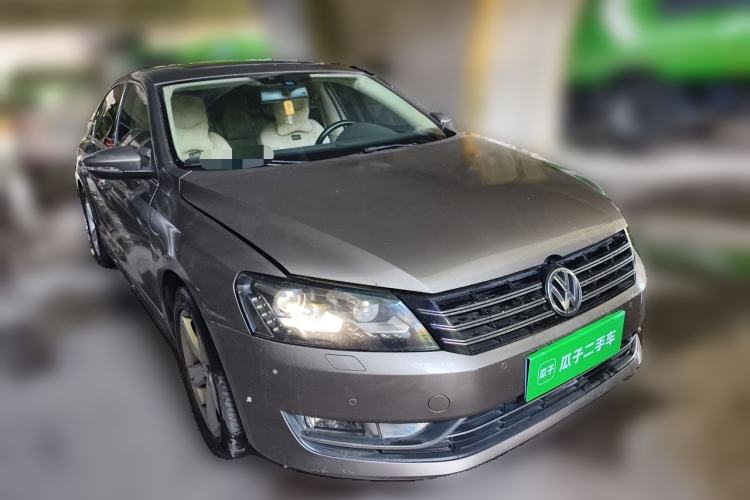 Used Volkswagen Passat 2011 1.8 TSI DSG Prestige Edition Front Right 45 Deg