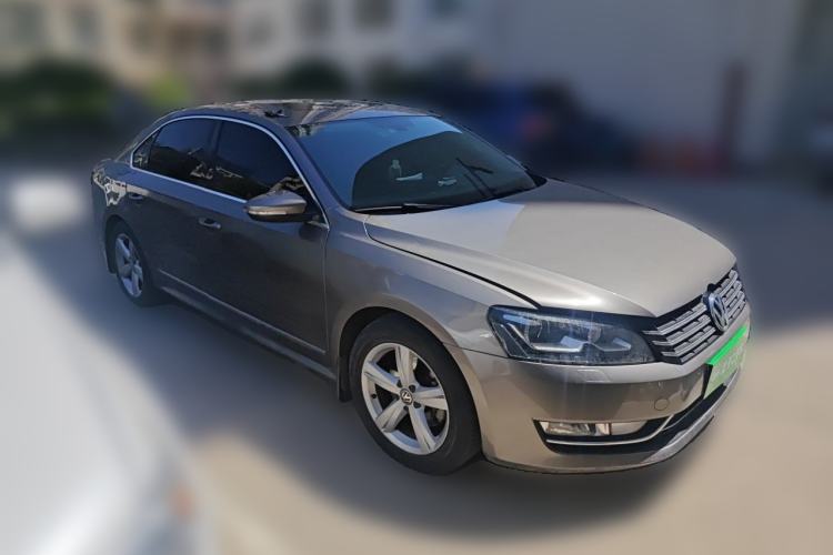 Used Volkswagen Passat 2011 1.8 TSI DSG Ultimate Edition Front Right 45 Deg