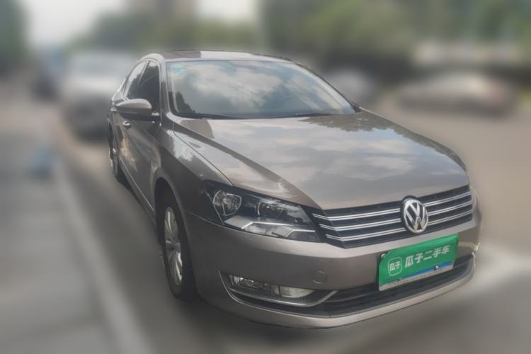 Used Volkswagen Passat 2011 1.8TSI Automatic Prestige Edition Front Right 45 Deg