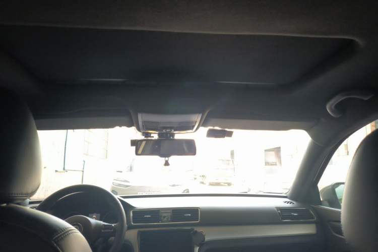 Used Volkswagen Passat 2011 1.8 TSI DSG Ultimate Edition Headliner