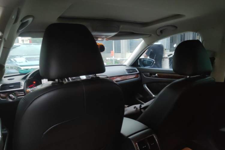 Used Volkswagen Passat 2011 1.8TSI DSG Prestige Edition Headliner