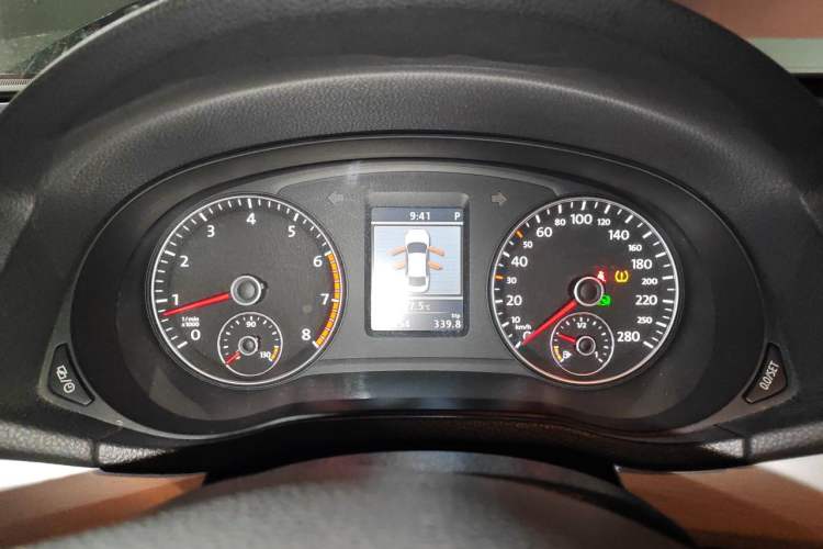 Used Volkswagen Passat 2011 1.8TSI DSG Prestige Edition Instrument Cluster