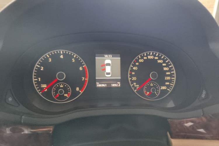 Used Volkswagen Passat 2011 1.8 TSI DSG Prestige Edition Instrument Cluster
