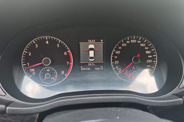 Used Volkswagen Passat 2011 1.8TSI DSG Prestige Edition Instrument Cluster