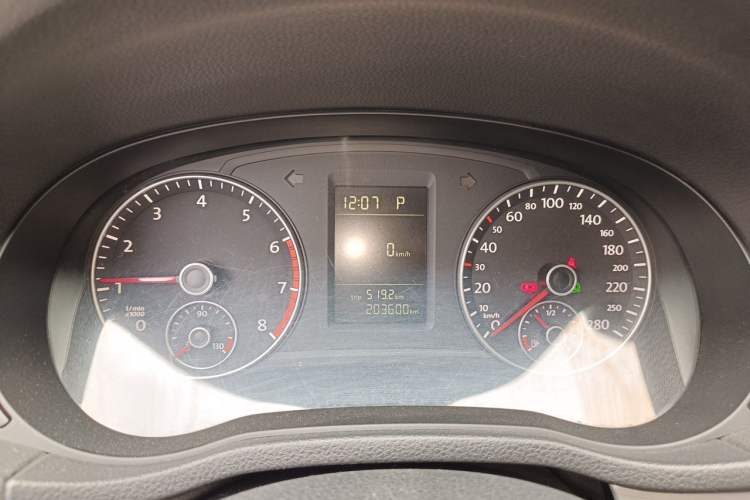 Used Volkswagen Passat 2011 1.8TSI Automatic Prestige Edition Instrument Cluster