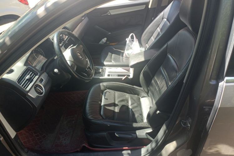 Used Volkswagen Passat 2011 1.8 TSI DSG Prestige Edition Left Front Seat