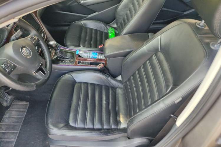 Used Volkswagen Passat 2011 1.8TSI DSG Prestige Edition Left Front Seat