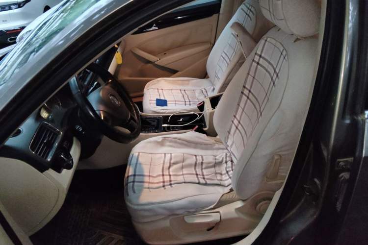 Used Volkswagen Passat 2011 1.8TSI Automatic Prestige Edition Left Front Seat