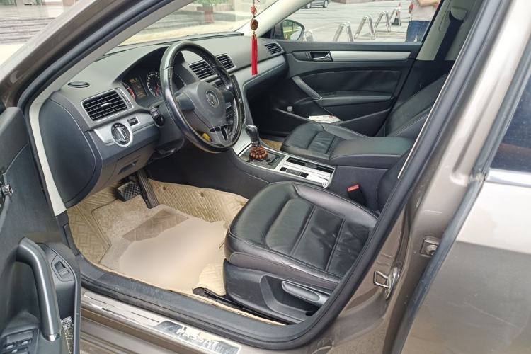 Used Volkswagen Passat 2011 1.8TSI Automatic Prestige Edition Left Front Seat