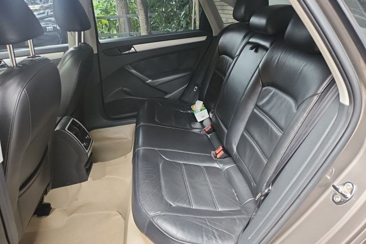 Used Volkswagen Passat 2011 1.8 TSI DSG Prestige Edition Left Rear Seat