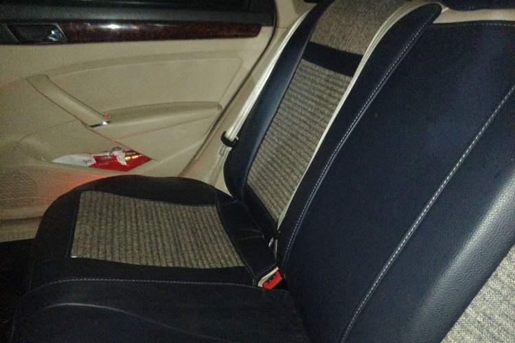 Used Volkswagen Passat 2011 1.8TSI DSG Prestige Edition Left Rear Seat