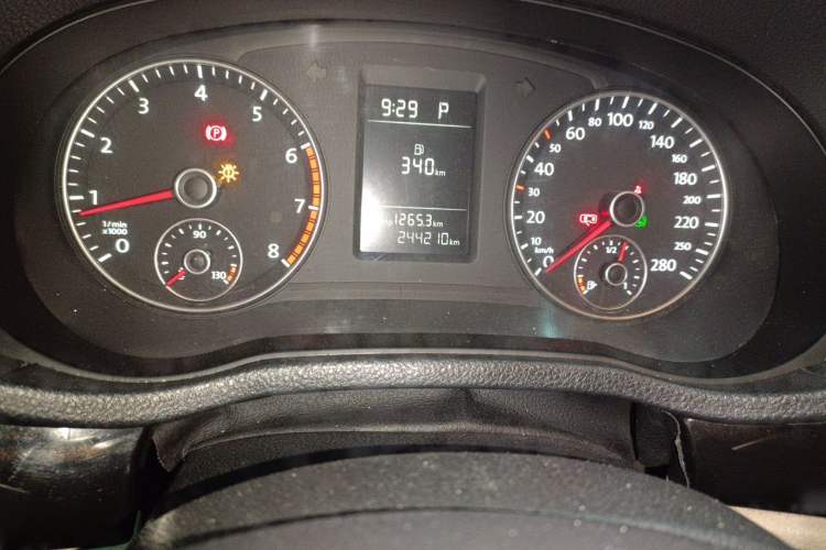 Used Volkswagen Passat 2011 1.8TSI Automatic Prestige Edition Odometer Close Up