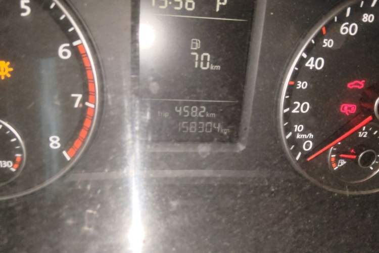Used Volkswagen Passat 2011 1.8TSI Automatic Prestige Edition Odometer Close Up