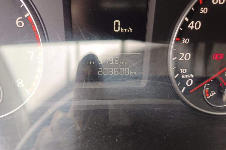 Used Volkswagen Passat 2011 1.8TSI Automatic Prestige Edition Odometer Close Up