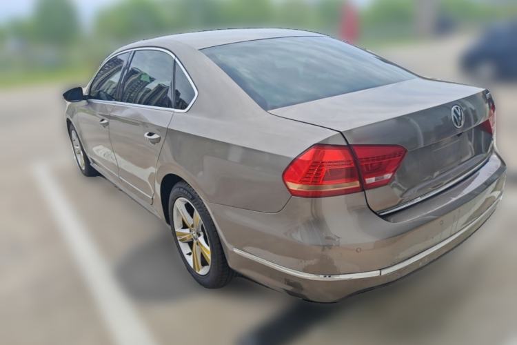 Used Volkswagen Passat 2011 1.8TSI DSG Prestige Edition Rear Left 45 Deg