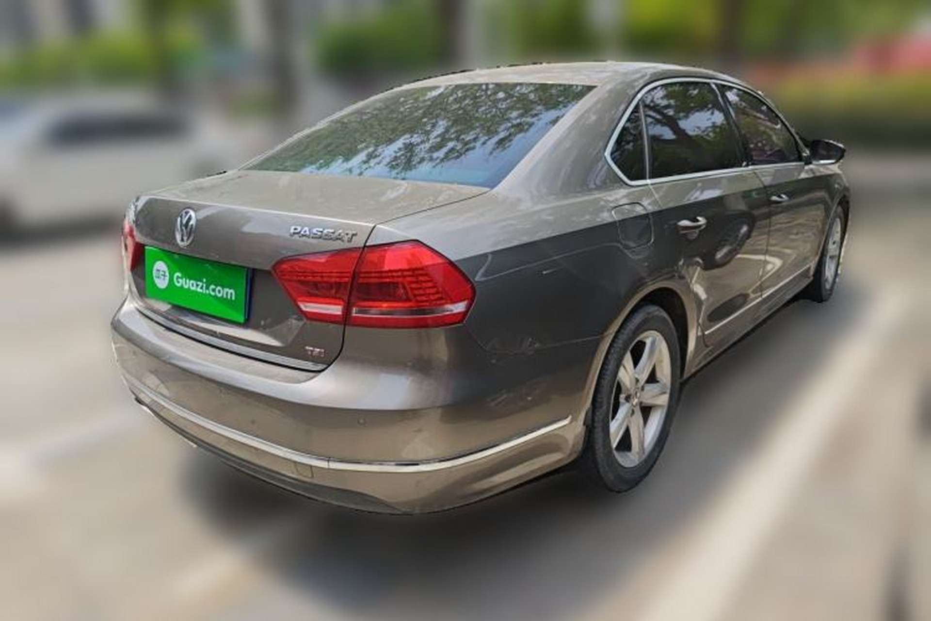 Used Volkswagen Passat 2011 2.0 TSI DSG Premium Edition Rear Right 45 Deg