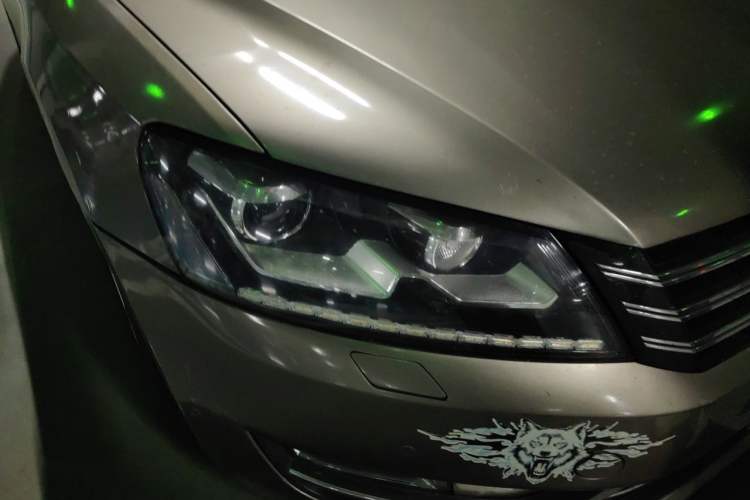 Used Volkswagen Passat 2011 2.0 TSI DSG Premium Edition Right Front Headlight