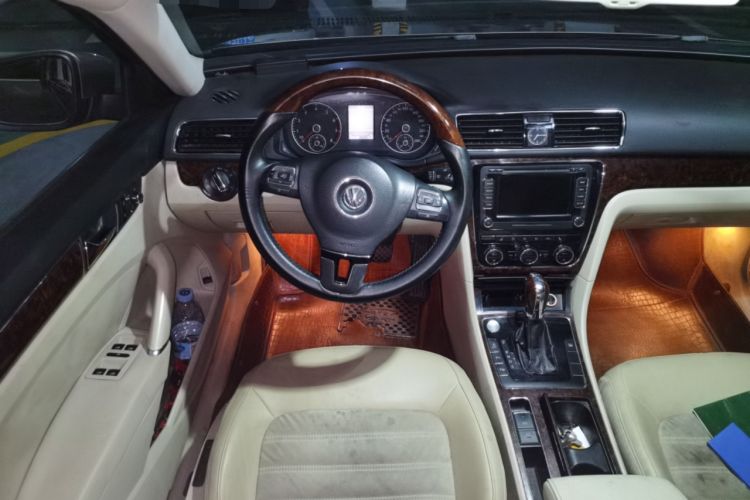 Used Volkswagen Passat 2011 2.0 TSI DSG Ultimate Edition Steering Wheel