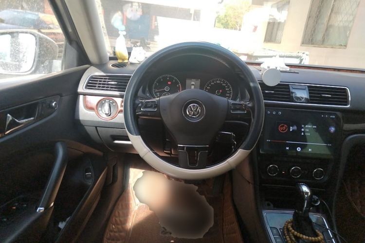Used Volkswagen Passat 2011 2.0 TSI DSG Premium Edition Steering Wheel
