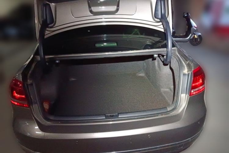 Used Volkswagen Passat 2011 1.8TSI DSG Prestige Edition Trunk