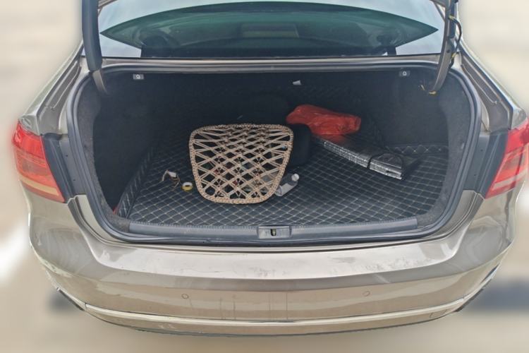 Used Volkswagen Passat 2011 1.8TSI DSG Prestige Edition Trunk