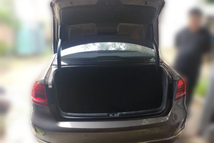 Used Volkswagen Passat 2011 1.8 TSI DSG Prestige Edition Trunk