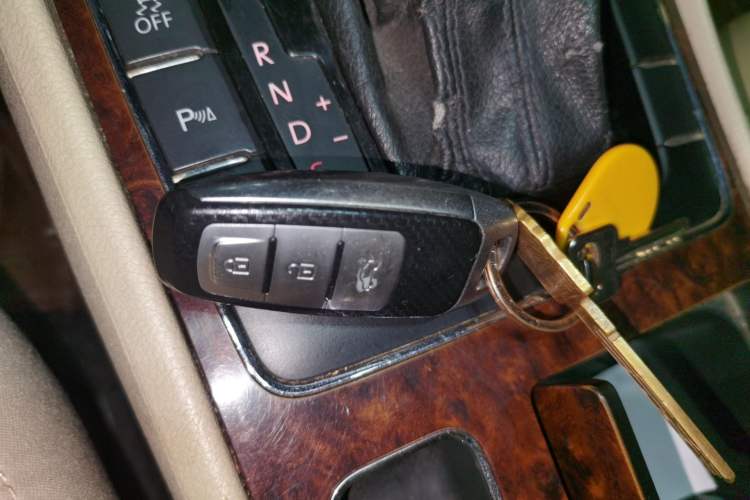 Used Volkswagen Passat 2011 2.0 TSI DSG Ultimate Edition Vehicle Key