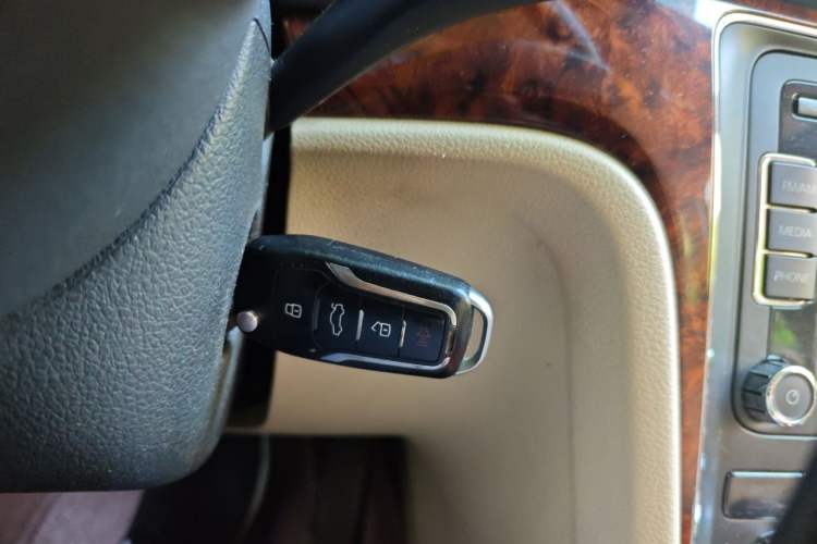 Used Volkswagen Passat 2011 1.8TSI DSG Prestige Edition Vehicle Key