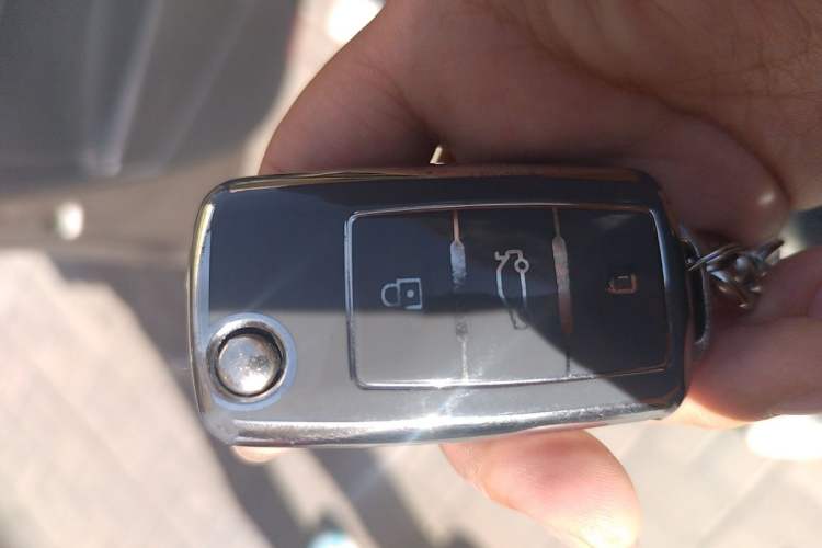 Used Volkswagen Passat 2011 2.0 TSI DSG Premium Edition Vehicle Key