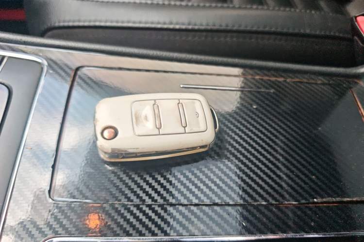 Used Volkswagen Passat 2011 1.8TSI DSG Prestige Edition Vehicle Key