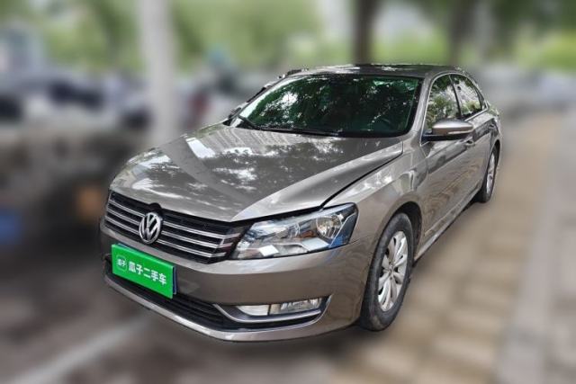 Ojetý Volkswagen Passat 2011 1.8 TSI DSG Prestige Edition