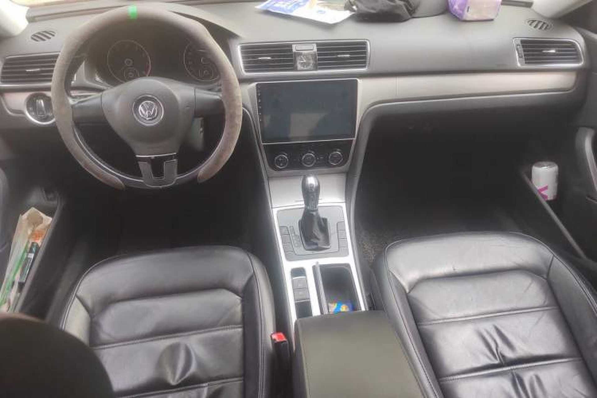 Used Volkswagen Passat 2011 1.8TSI Automatic Prestige Edition Center Console