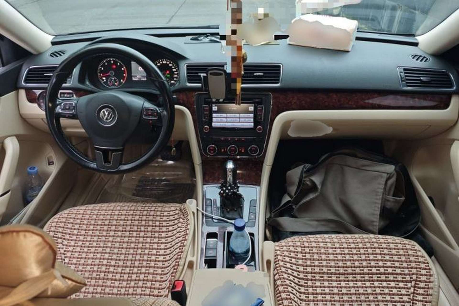 Used Volkswagen Passat 2011 1.8TSI DSG Prestige Edition Center Console