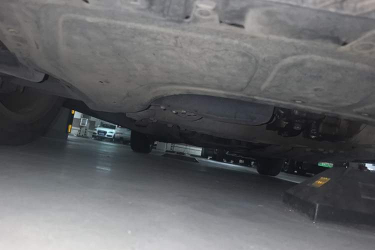 Used Volkswagen Passat 2011 2.0 TSI DSG Ultimate Edition Chassis Rear Left