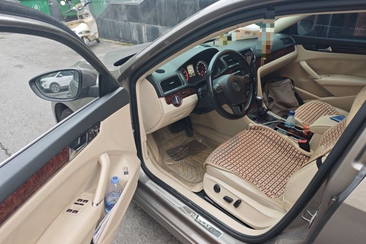 Used Volkswagen Passat 2011 1.8TSI DSG Prestige Edition Driver Seat