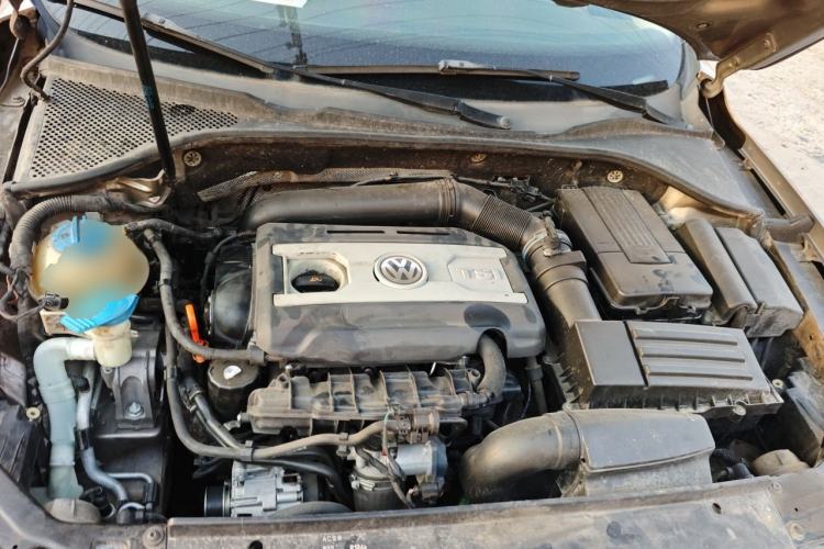 Used Volkswagen Passat 2011 1.8 TSI DSG Ultimate Edition Engine Bay