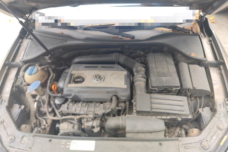 Used Volkswagen Passat 2011 1.8TSI DSG Prestige Edition Engine Bay