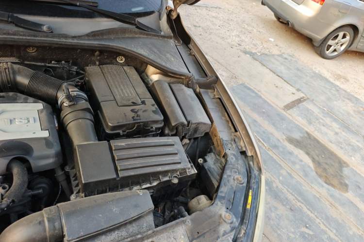 Used Volkswagen Passat 2011 1.8 TSI DSG Ultimate Edition Engine Bay Left