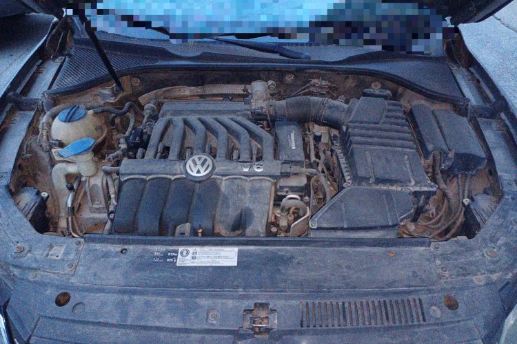 Used Volkswagen Passat 2011 3.0L V6 DSG Flagship Edition Engine Bay