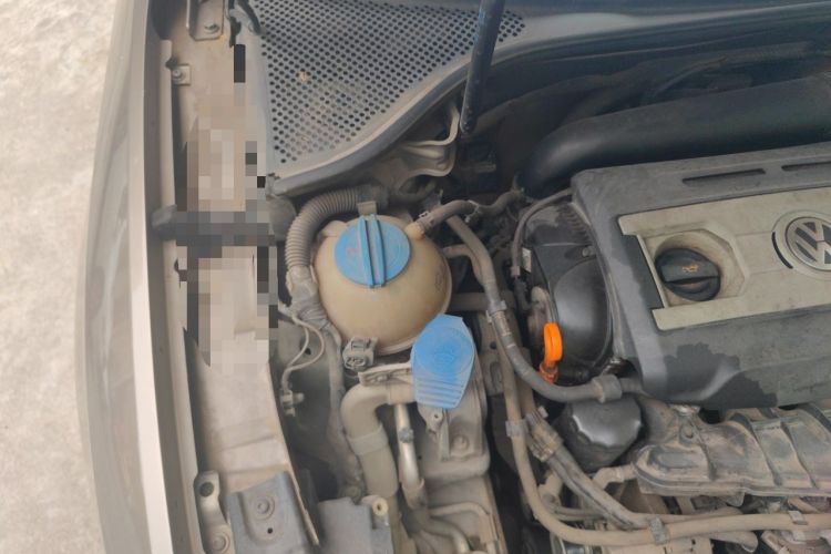 Used Volkswagen Passat 2011 1.8TSI DSG Prestige Edition Engine Bay Right