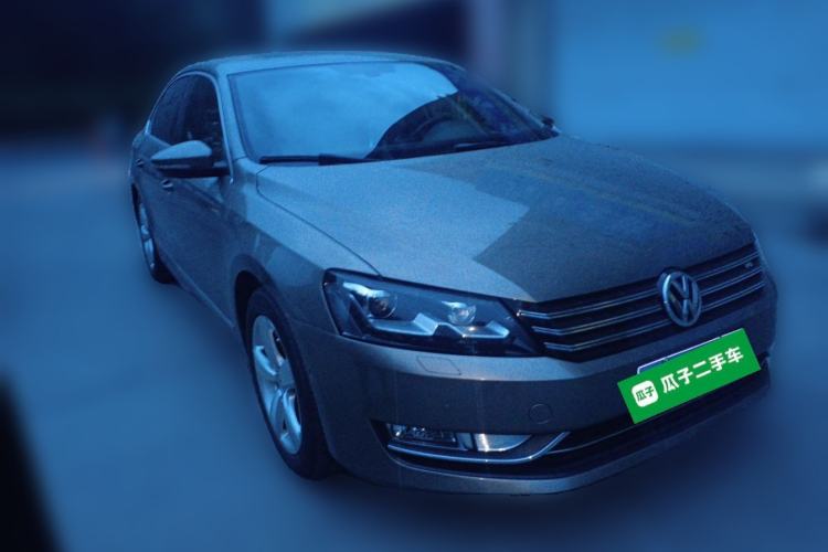Used Volkswagen Passat 2011 3.0L V6 DSG Flagship Edition Front Right 45 Deg