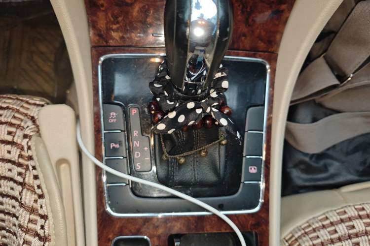 Used Volkswagen Passat 2011 1.8TSI DSG Prestige Edition Gear Lever