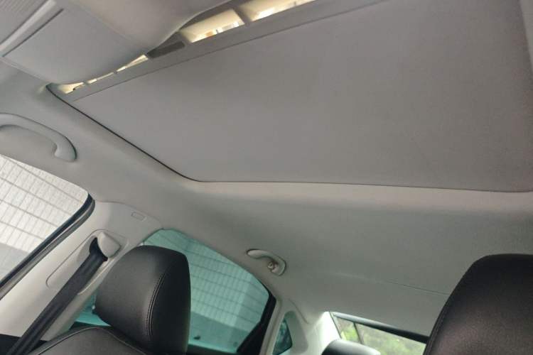 Used Volkswagen Passat 2011 1.8TSI DSG Prestige Edition Headliner